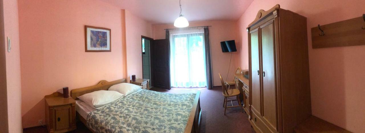 Hotel Twardowski Głogoczów Exteriör bild